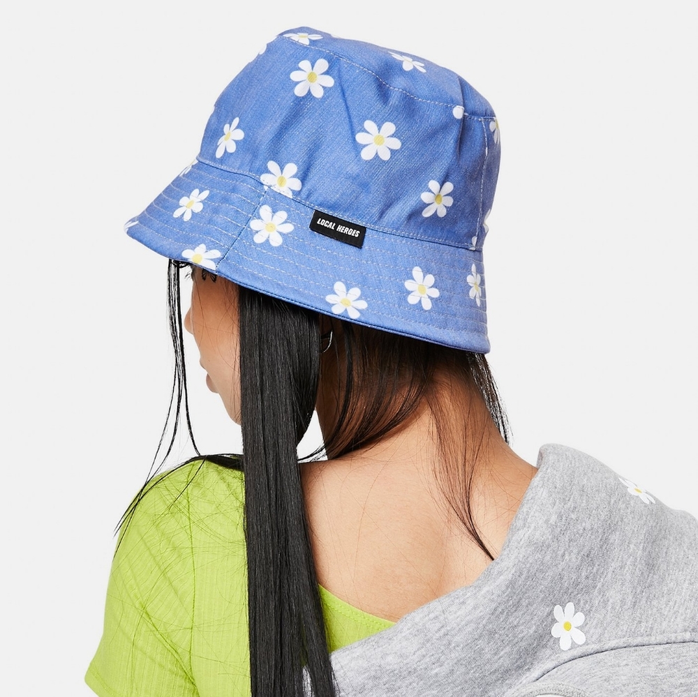 Local Heroes Daisy BACK TO '70S BUCKET HAT